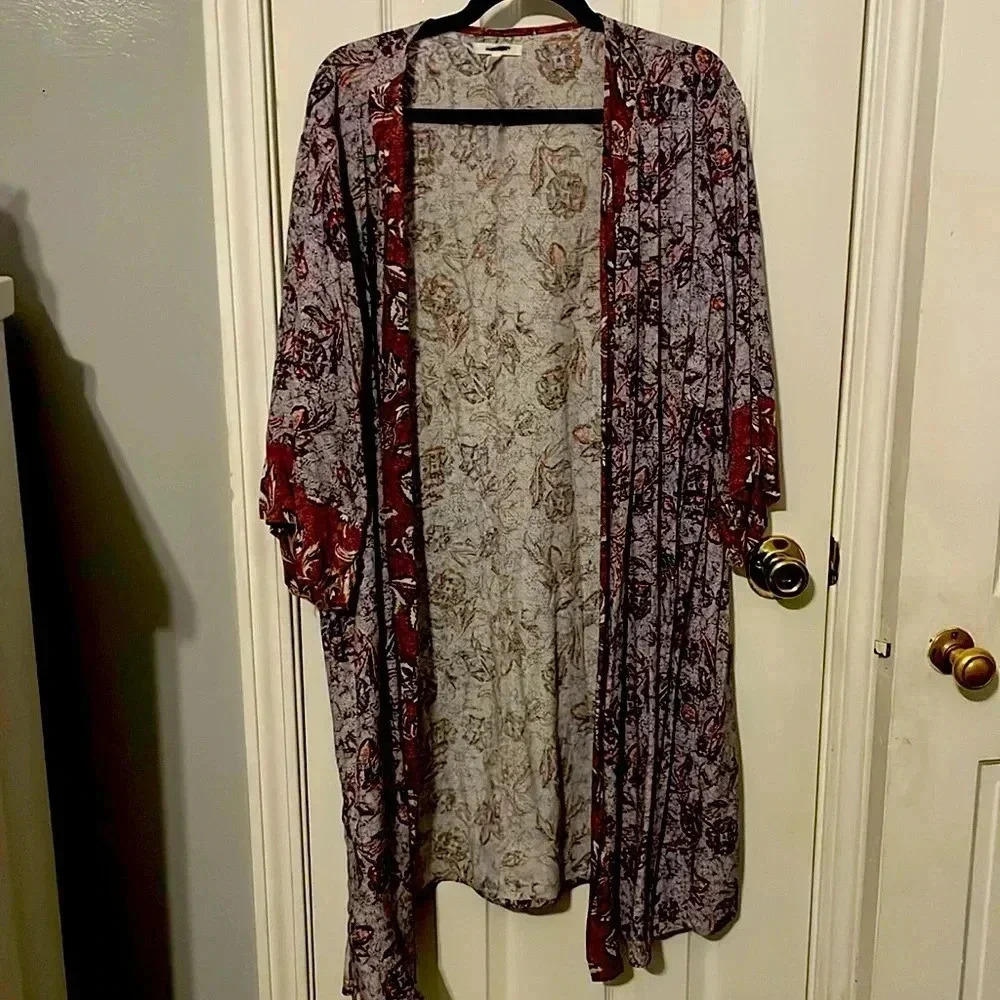 Maurice’s plus size kimono purple and brown pattern size 2x